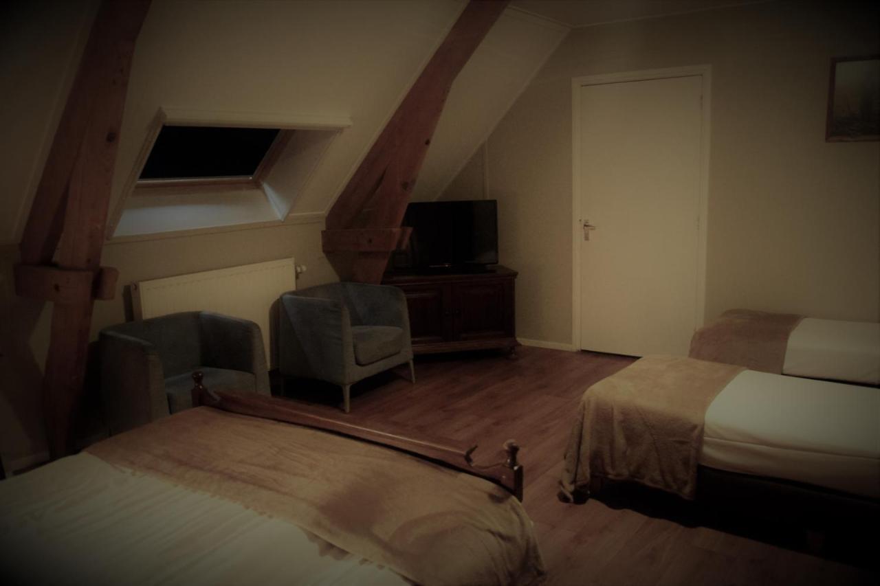 Hoeve De Mertel Biezenmortel Exteriör bild