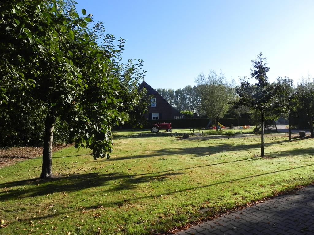 Hoeve De Mertel Biezenmortel Exteriör bild